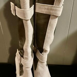 Stylish Women's Boots in Black and Cream